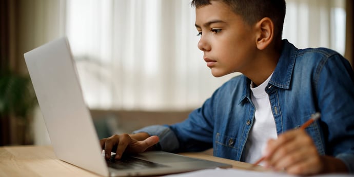 parents helping students with homework